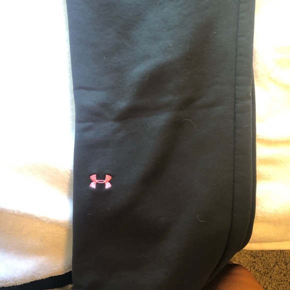 Women’s under armour storm sweats - Picture 3 of 3